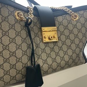 GUCCI shoulder bag